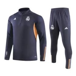 Komplet Trenirke za Treniranje Real Madrid Četvrt-Zip 2023/24 Sivo Komplet Trenirke za Treniranje Real Madrid Četvrt-Zip 2023/24 Sivo