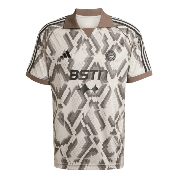 Dresovi Bayern München x BSTN 2024/25 - Specifična Dresovi Bayern München x BSTN 2024/25 - Specifična