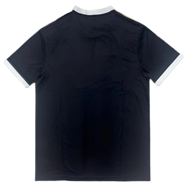 Dresovi SL Benfica Eagle 2025/26 - Specifična