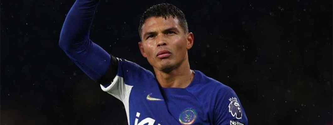 Chelsea daje Thiagu Silvi poseban poklon za oproštaj Chelsea daje Thiagu Silvi poseban poklon za oproštaj