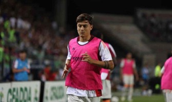 Igračeve oči otkrivaju osjećaj da ne želi otići Igračeve oči otkrivaju osjećaj da ne želi otići