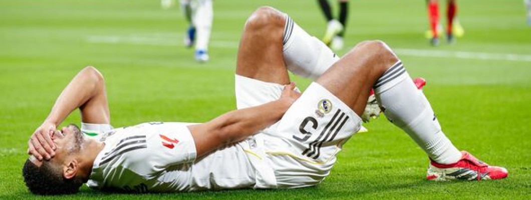 Jude Bellingham ozlijeđen i prisiljen napustiti teren bez kontakta Jude Bellingham ozlijeđen i prisiljen napustiti teren bez kontakta