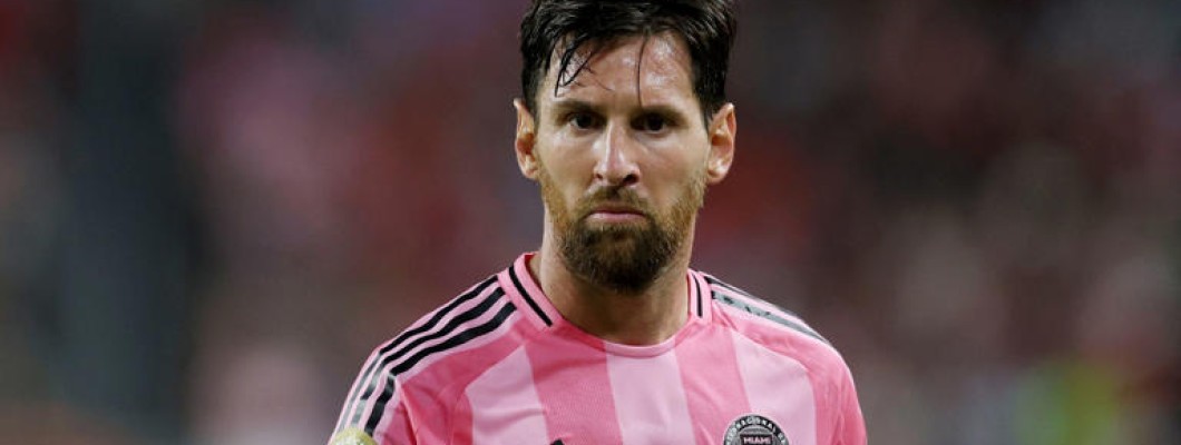 Lionel Messi ponovno je savršeno izveo slobodan udarac na Svjetskom klupskom prvenstvu Lionel Messi ponovno je savršeno izveo slobodan udarac na Svjetskom klupskom prvenstvu