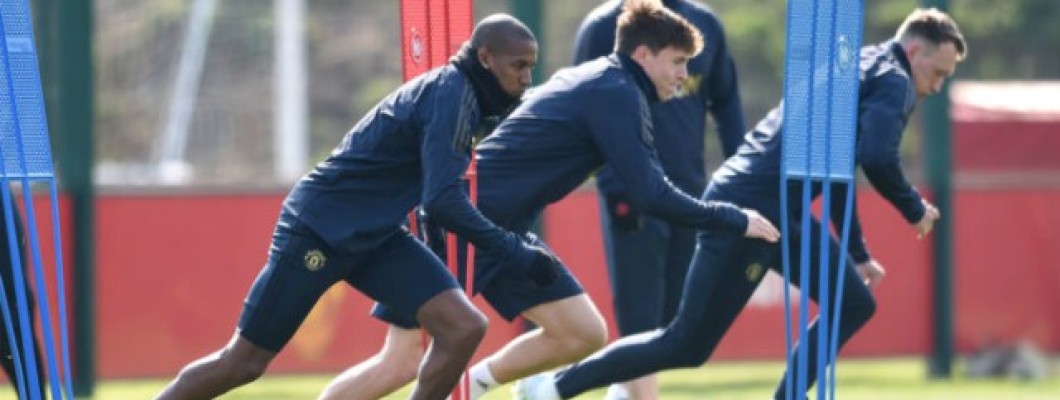 Manchester United ima puno loših stvari s kojima se mora nositi Manchester United ima puno loših stvari s kojima se mora nositi