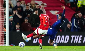 Manchester United rezultatski je pao na 13. mjesto Premier lige Manchester United rezultatski je pao na 13. mjesto Premier lige