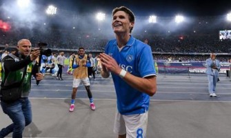 Napolijevo najuspješnije potpisivanje Napolijevo najuspješnije potpisivanje