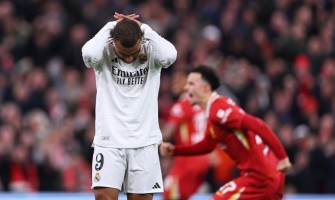 Navijači Real Madrida počeli su zlostavljati Kyliana Mbappéa Navijači Real Madrida počeli su zlostavljati Kyliana Mbappéa